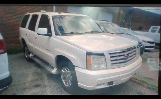 2005 Cadillac Escalade Luxury