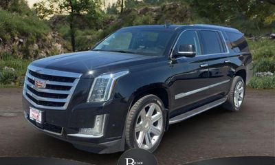 2017 Cadillac Escalade ESV Premium Luxury
