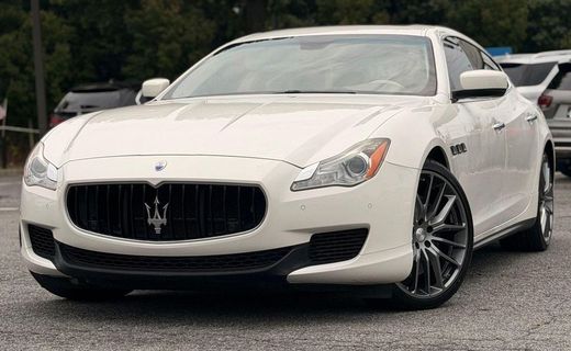 2014 Maserati Quattroporte Essence
