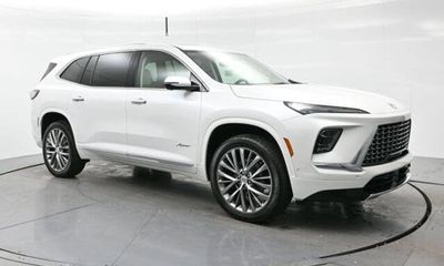 2025 Buick Enclave Avenir