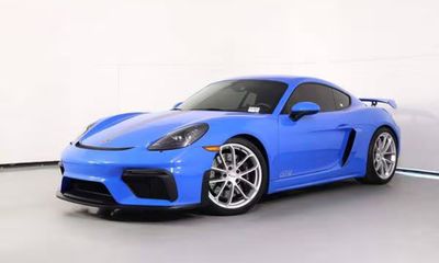 2023 Porsche 718 Cayman GT4