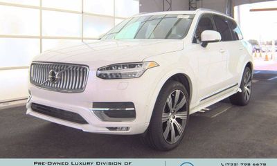 2025 Volvo XC90 Ultra Bright