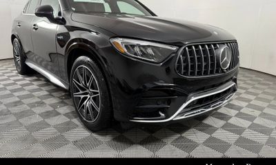 2025 Mercedes-Benz GLC-Class AMG GLC63 SE