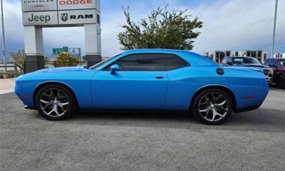 2015 Dodge Challenger SXT Plus
