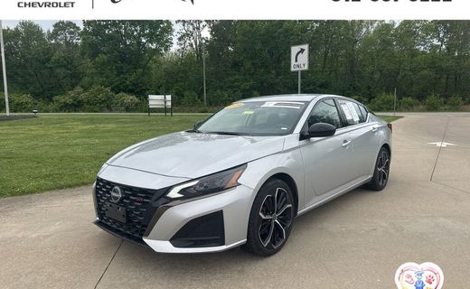 2024 Nissan Altima SR
