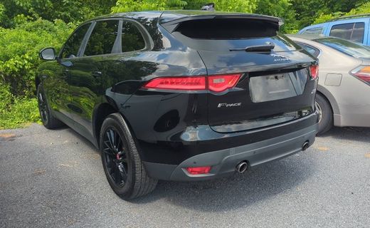 2017 Jaguar F-Pace Prestige
