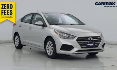 2019 Hyundai Accent SE AND SEL