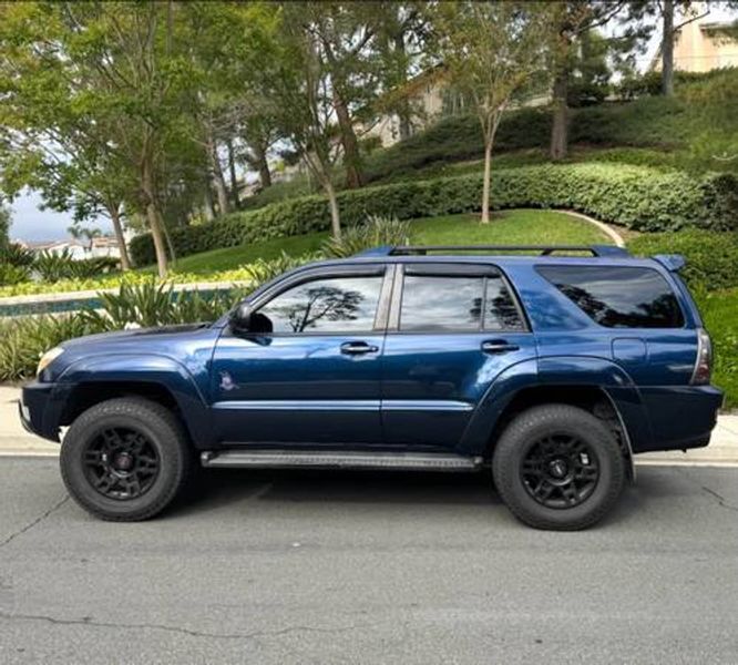 2004 Toyota 4runner — a typically priced live listing
