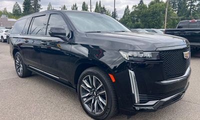 2021 Cadillac Escalade ESV Sport Platinum