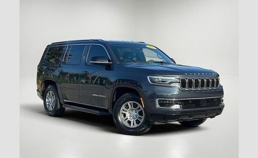 2023 Jeep Wagoneer Base