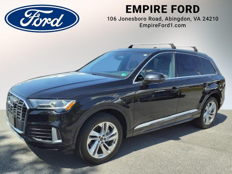 2021 Audi Q7 — a typically priced live listing