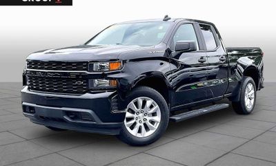 2022 Chevrolet Silverado LTD Custom