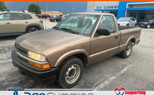 2003 Chevrolet S-10 Pickup