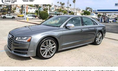 2016 Audi S8 Quattro Plus