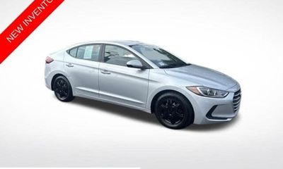 2017 Hyundai Elantra SE Base