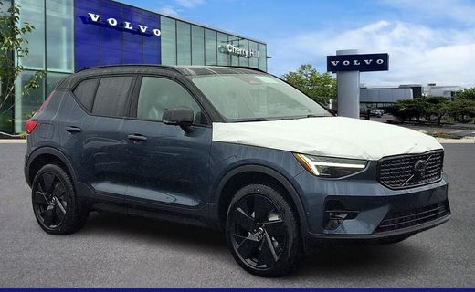 2026 Volvo XC40 Ultra Black Edition