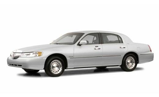 2002 Lincoln Town CAR Executive