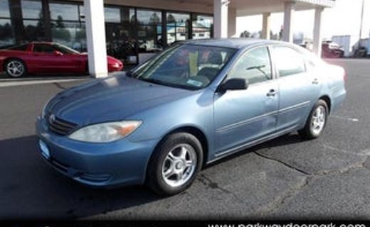 2004 Toyota Camry LE