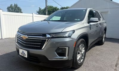 2023 Chevrolet Traverse LT