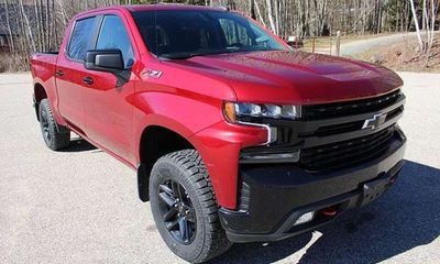 2021 Chevrolet Silverado Trail Boss LT