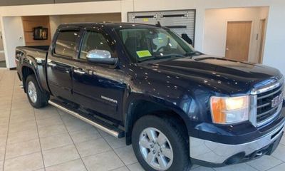 2011 GMC Sierra SLE