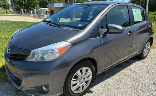2013 Toyota Yaris L