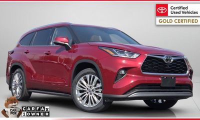 2025 Toyota Highlander Platinum