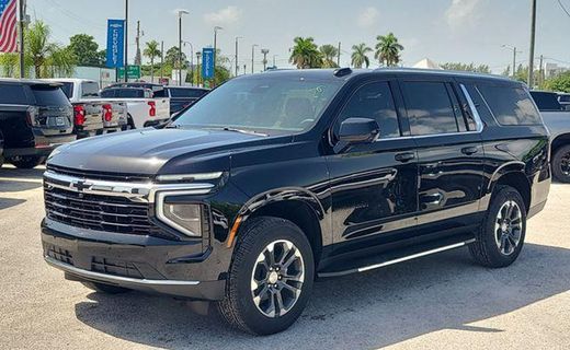 2026 Chevrolet Suburban LS