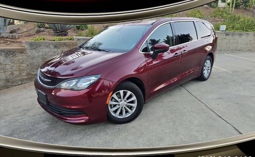 2017 Chrysler Pacifica Touring