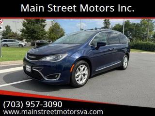2017 Chrysler Pacifica Touring L Plus