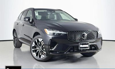 2026 Volvo XC60 Plus Dark