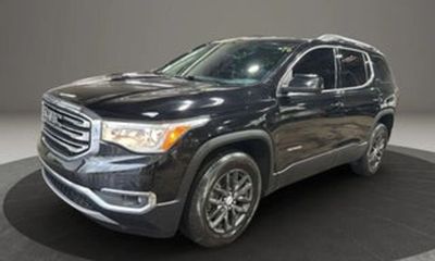 2019 GMC Acadia SLT 1