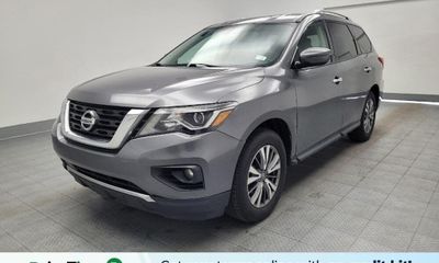 2020 Nissan Pathfinder SV
