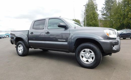 2013 Toyota Tacoma Delux