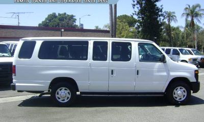 2009 Ford E-350 XL Extended Wagon