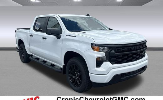 2026 Chevrolet Silverado Custom
