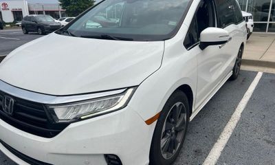 2022 Honda Odyssey Elite