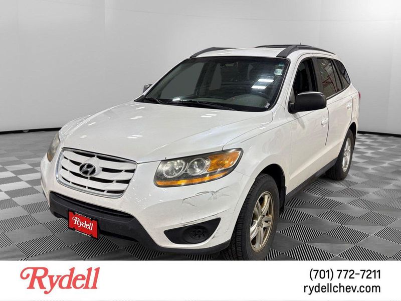 2011 Hyundai Santa FE — a typically priced live listing