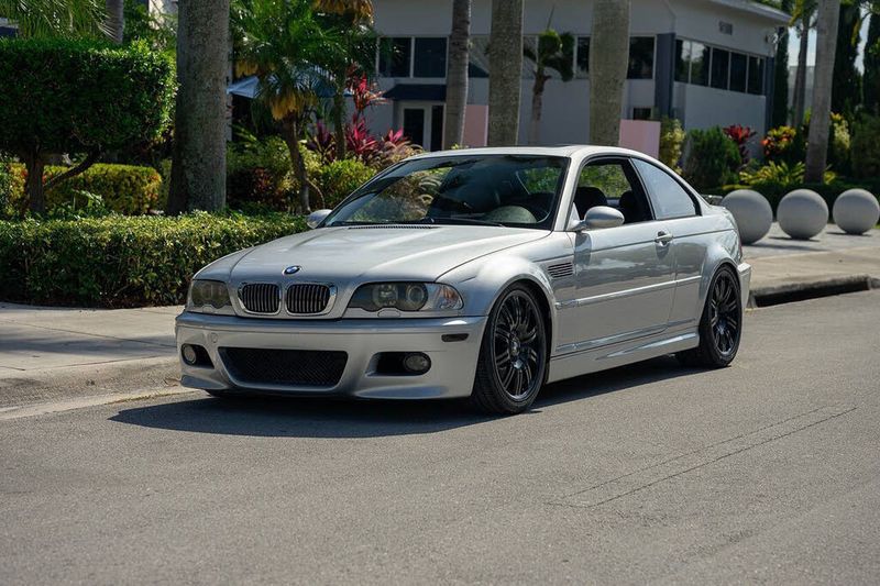 2005 Bmw M3 — a typically priced live listing