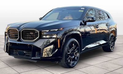 2025 BMW XM