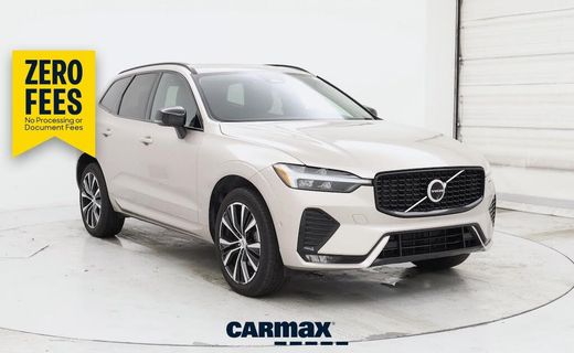 2024 Volvo XC60 Plus Dark