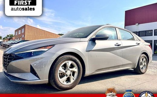 2023 Hyundai Elantra SE
