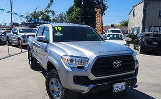 2019 Toyota Tacoma SR5