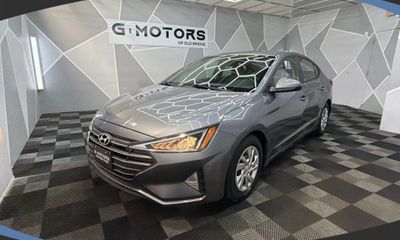 2019 Hyundai Elantra SE
