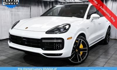 2023 Porsche Cayenne Turbo S E