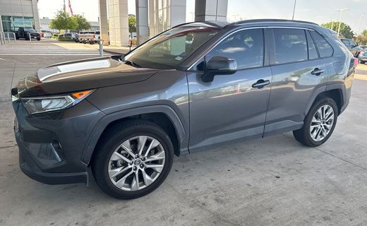 2021 Toyota RAV4 XLE Premium