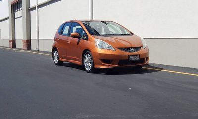 2010 Honda FIT Sport