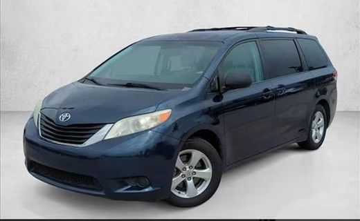 2011 Toyota Sienna LE