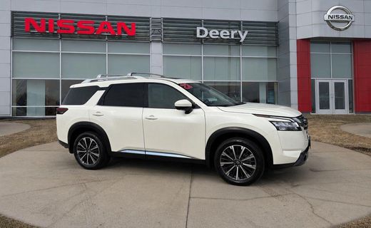 2023 Nissan Pathfinder Platinum
