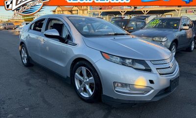 2013 Chevrolet Volt Standard